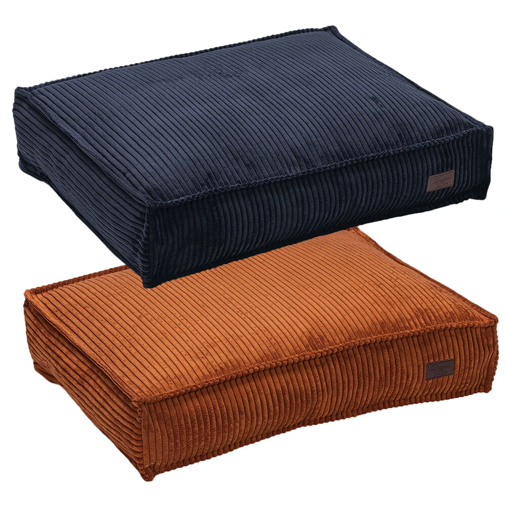 Designed By Lotte Hondenkussen Ribbed